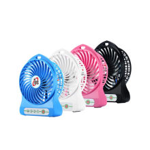 4 ′ ′ Mini Fan com um bom design